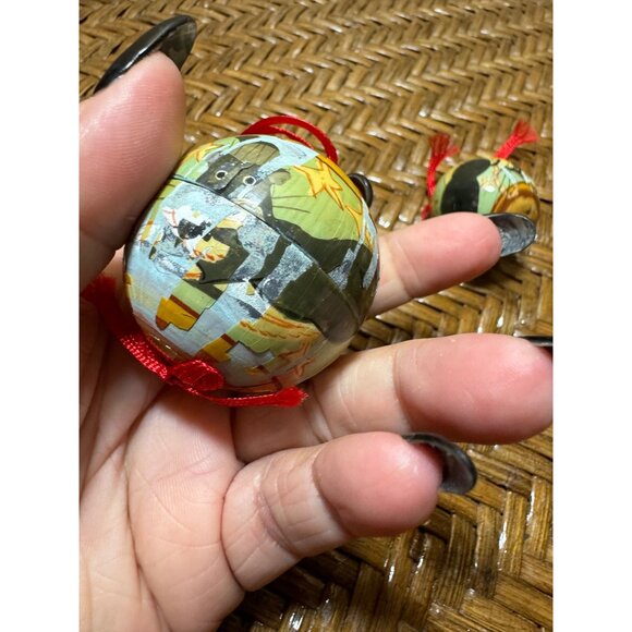 Vintage Hand-Painted Wooden Nesting Ball Set With String & Cat Motif - Picture 8 of 12